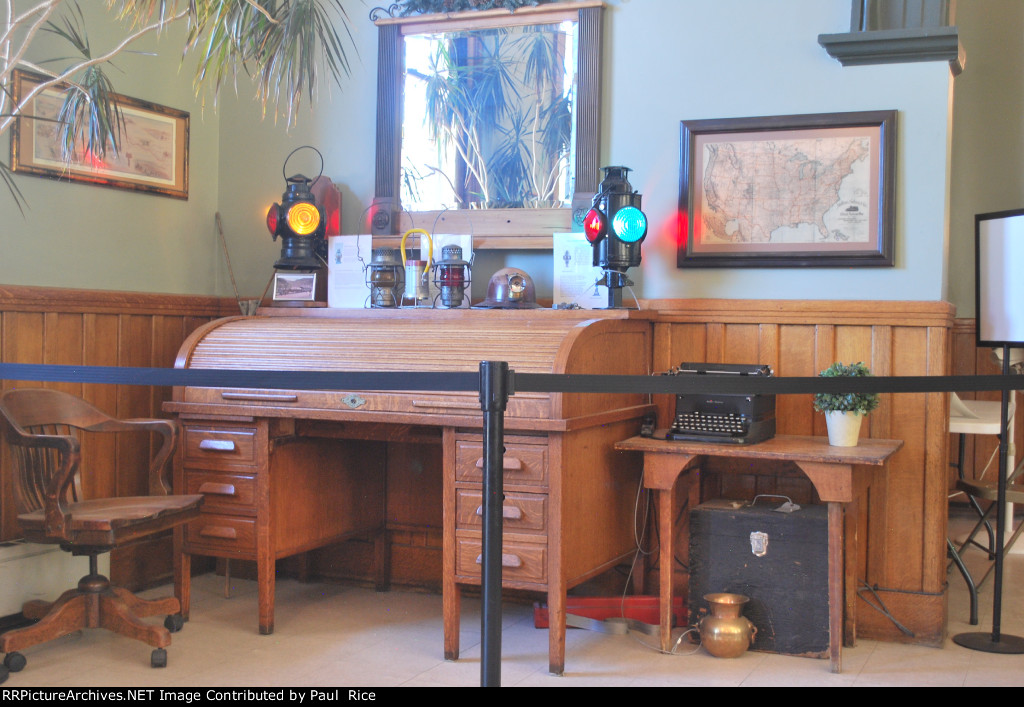 Inside Glenwood Station From Days Gone By